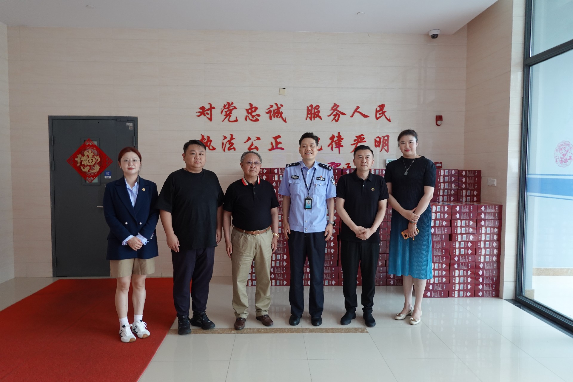 慰問上海市虹口區(qū)看守所、拘留所.jpg